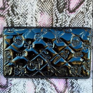 Authentic Chanel Precious Symbols Yen wallet